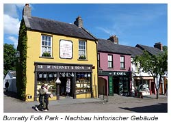 Bunratty Folk Park -historische Gebäude einer irischen Kleinstadt